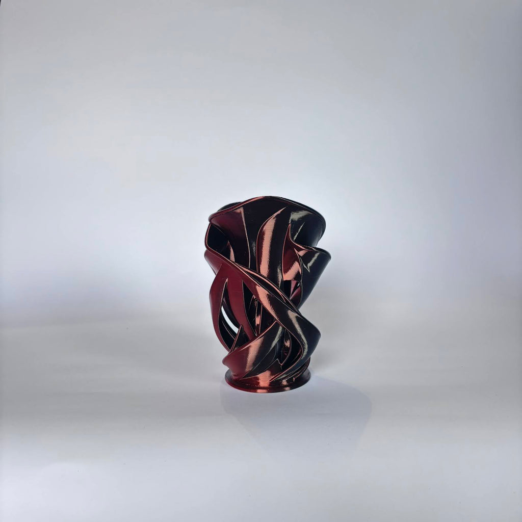 00037 Flower shaped Vase