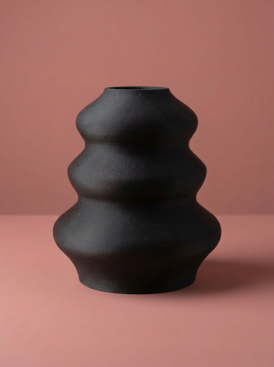 00029 Wavy Vase