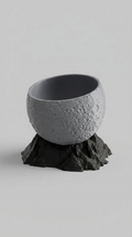 00126 - Moon with base planter